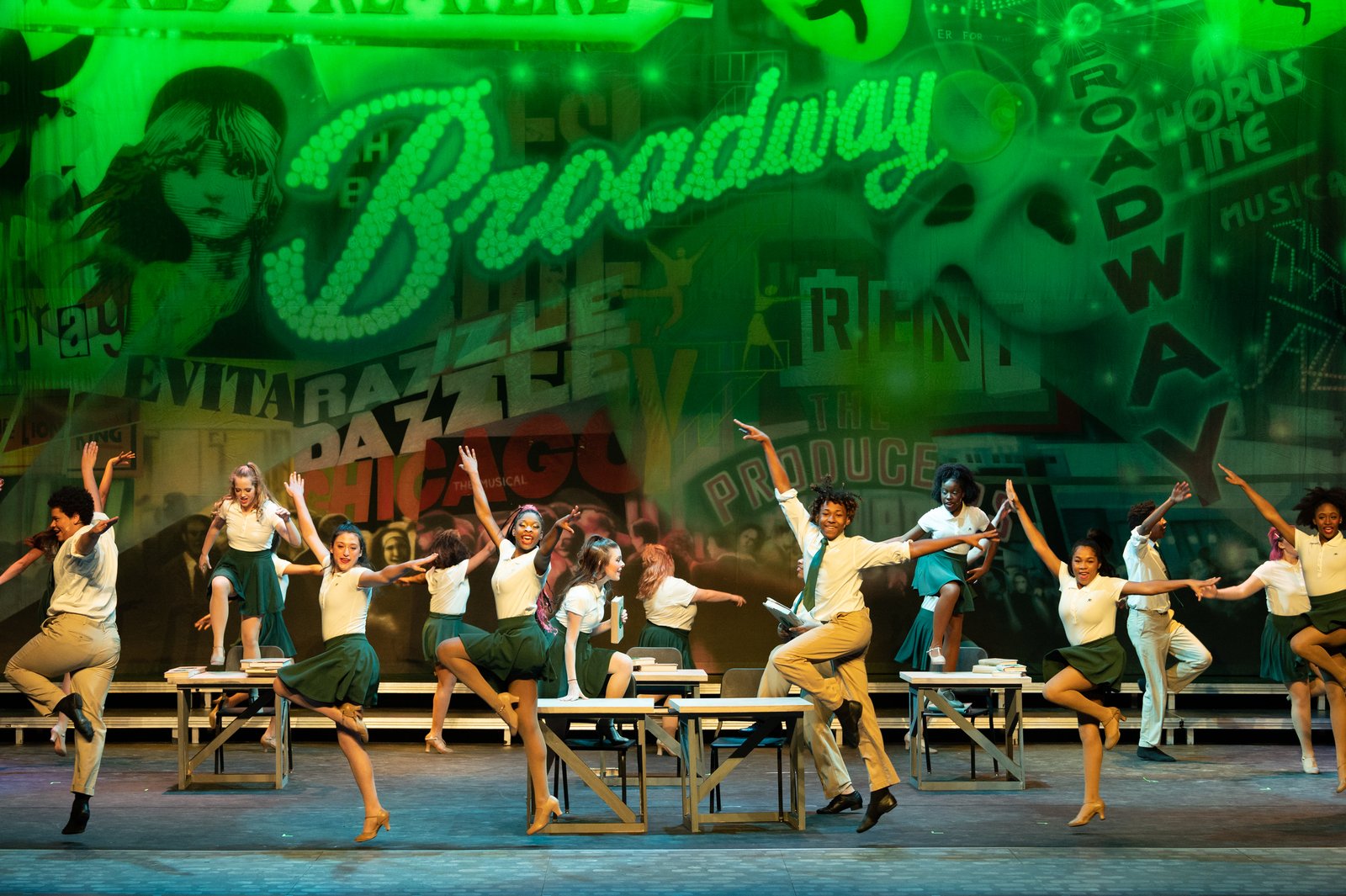 Shocphoto_2022PHS_MusicalTheater_Montage8708_